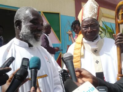 Le Cardinal Philippe OUEDRAOGO et l'ab Blaise BICABA