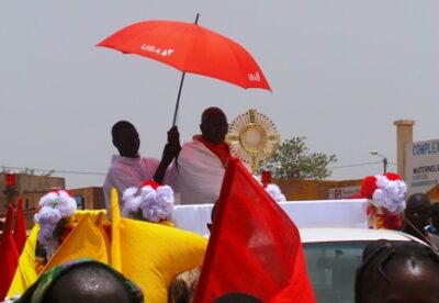 Procession au Saint Sacrement