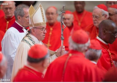 LES CINQ NOUVEAUX CARDINAUX QUE LE PAPE VIENT DE CRÉER